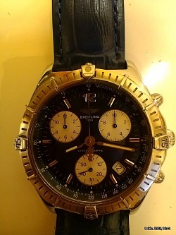 Breitling chronographe, quartz, modèle Sirius, date, couronne vissée, diamètre 39 mm. Boite sans papier.  1.500 €