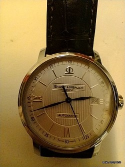 Baume et Mercier, automatique, modèle Classima, diamètre 40 mm. Sans boite papier.  1.200 €