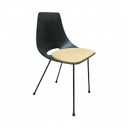 Chaise tonneau design Pierre Guariche des années 60, édition Steiner.   280 €