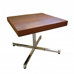 Table basse design Guariche, édition Minvielle années 60. 43 x 43 x Ht 36 cm.  400 €