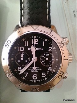 Bell and Ross automatique. 1850 €.